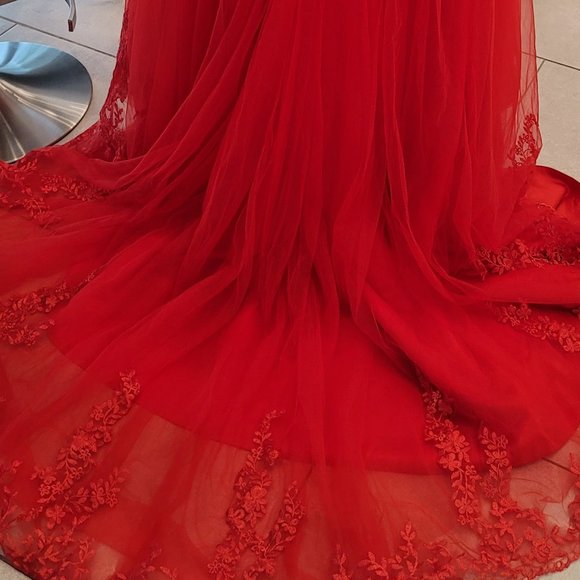 Hebeos Off The Shoulder Red Lace Wedding Dress - Picture 6 of 16